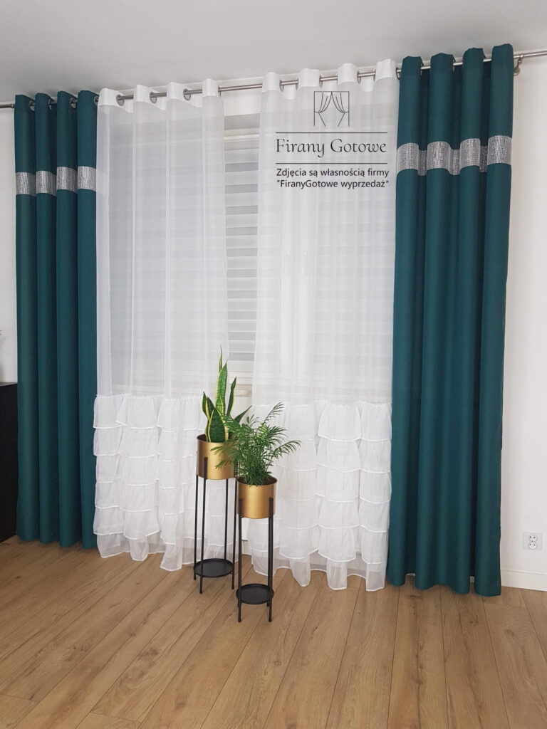 Firana woalowa z falbanami
