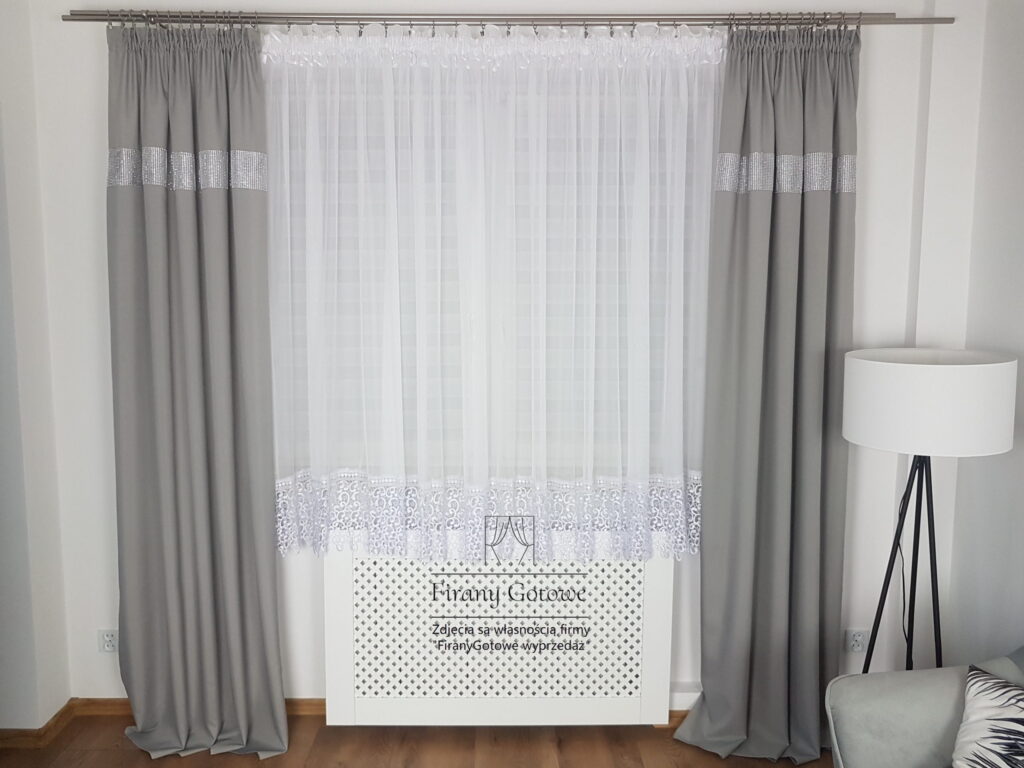 Firana gotowa z gipiurą 30cm