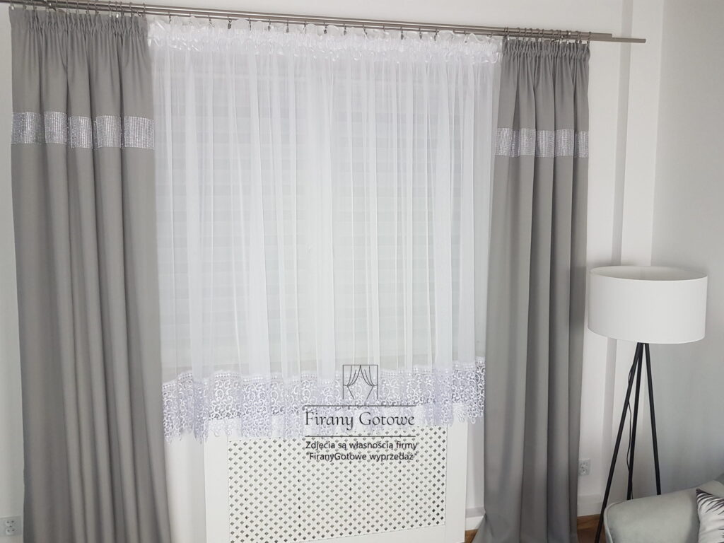 Firana gotowa z gipiurą 30cm