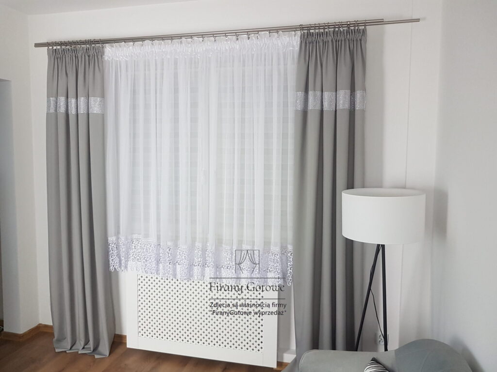 Firana gotowa z gipiurą 30cm