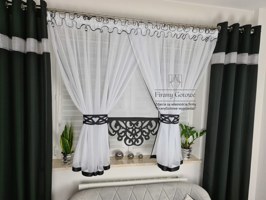 Firana z panelem- czarna