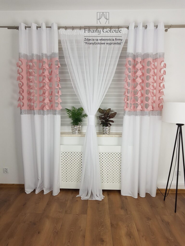 Firanka woalowa 250cm