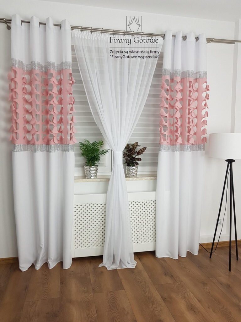 Firanka woalowa 250cm