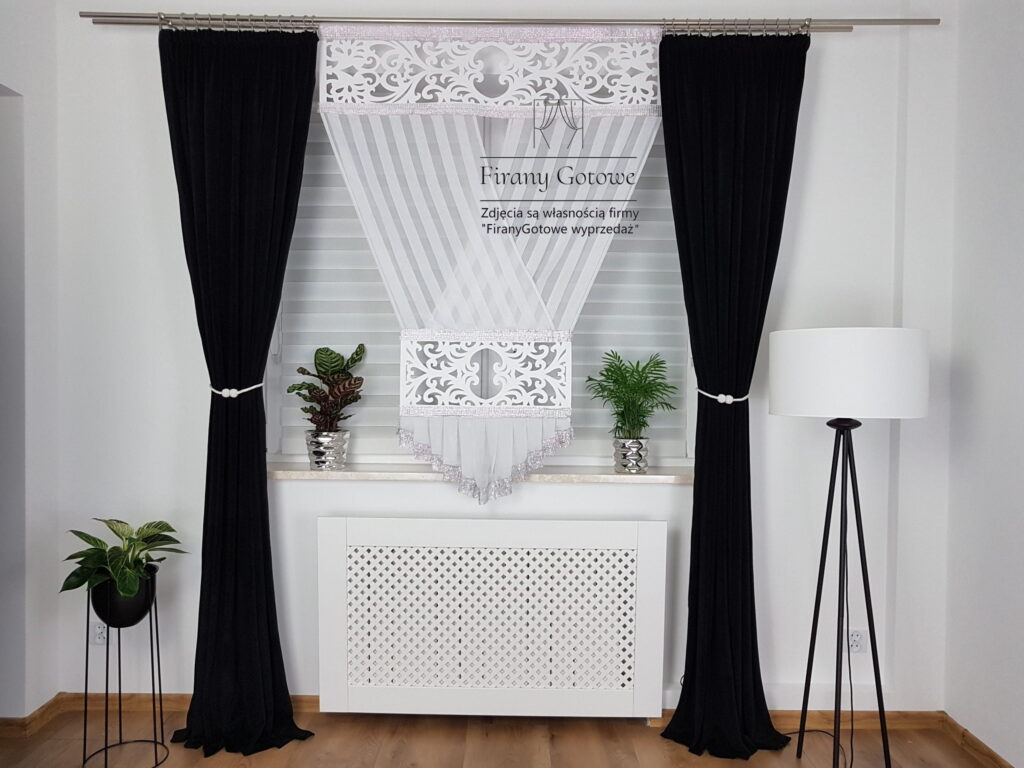Panel dekoracyjny z cyrkonami i ażurem 160cm
