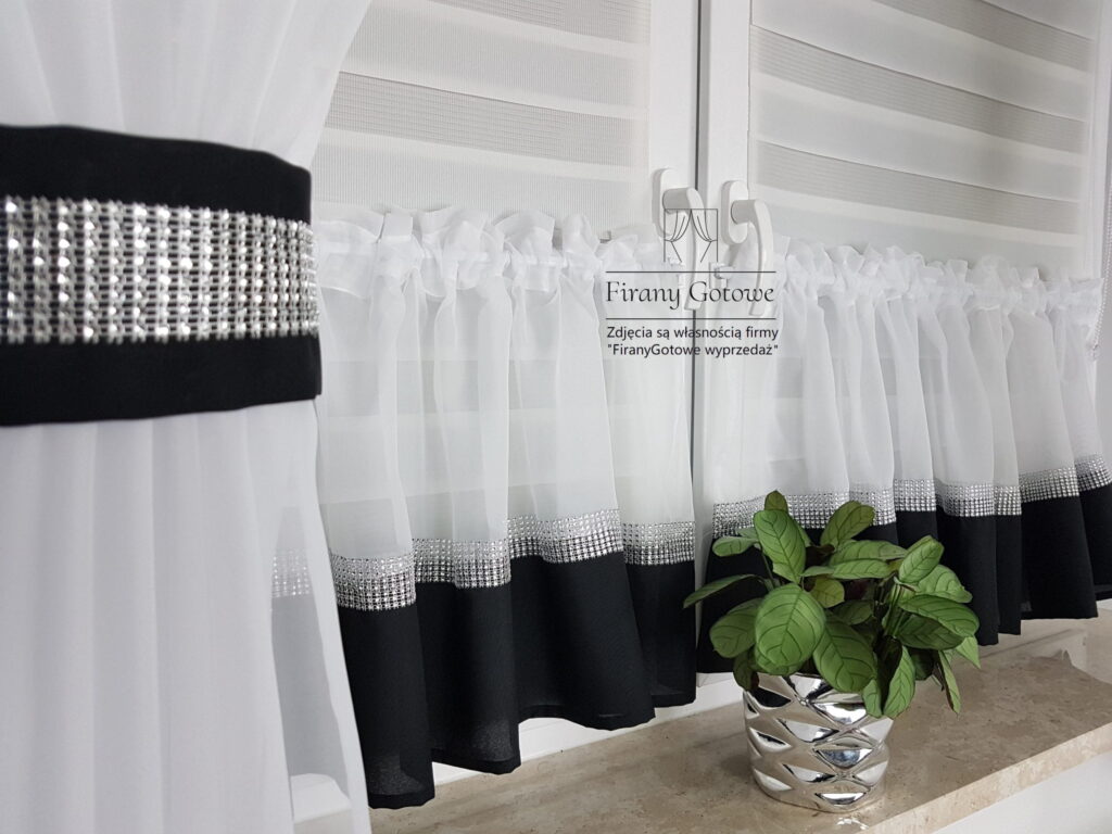 Firanka do kuchni z cyrkoniami i zazdrostkami - czarna