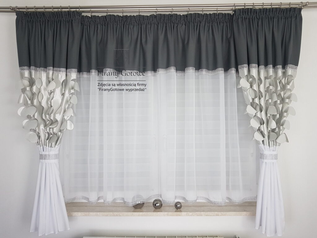 Elegancki zestaw dekoracyjny z zasłonami - szary