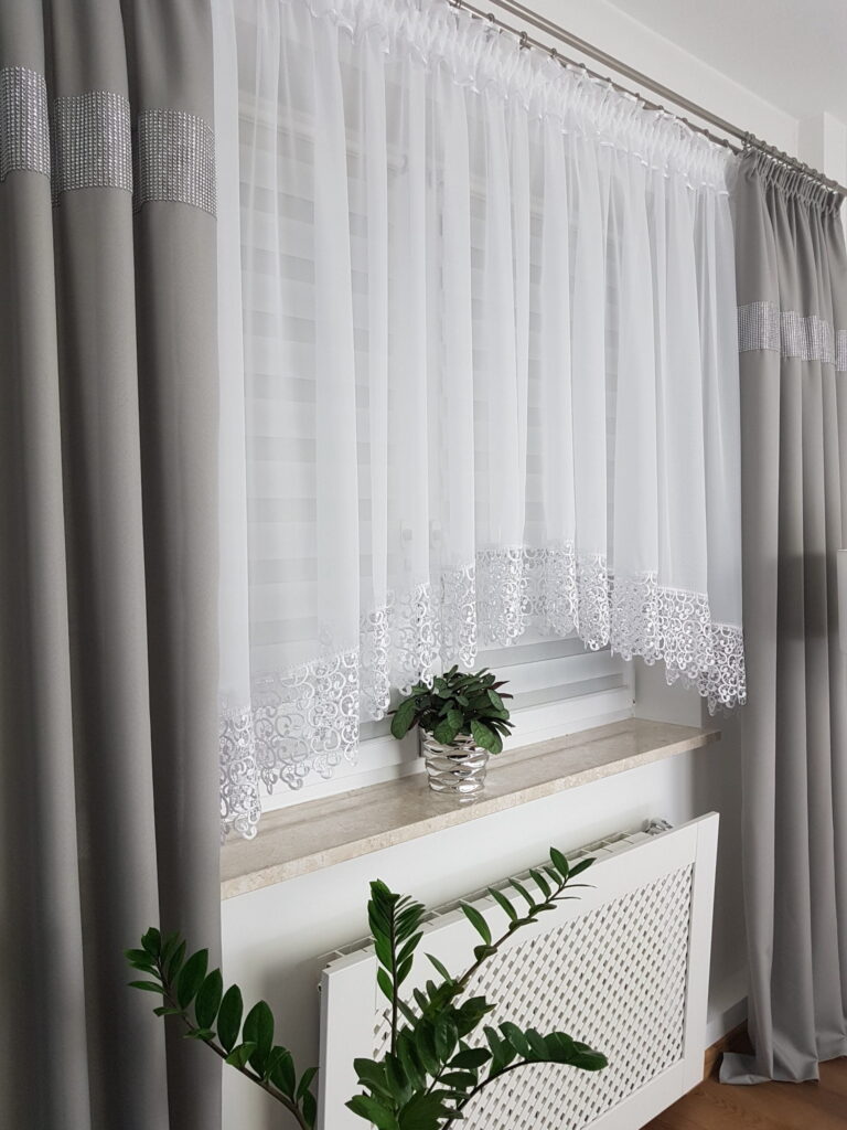 Firanka z gipiurą 15cm