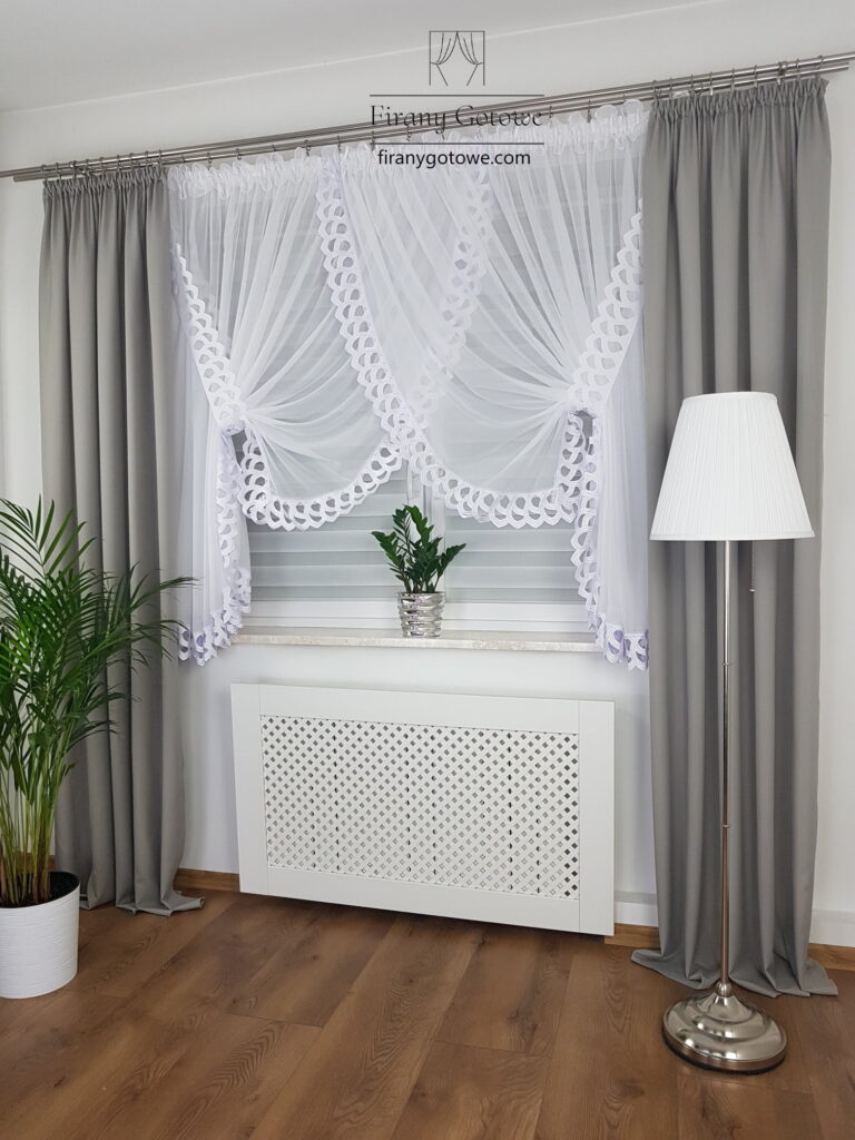 Firanka gotowa z gipiurą 400/160cm