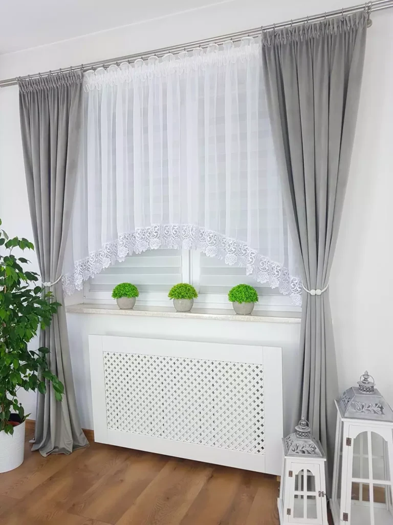 Firanka z gipiurą 15cm
