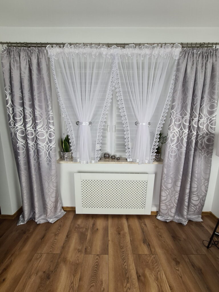 Firana gotowa z gipiurą dwa kokony