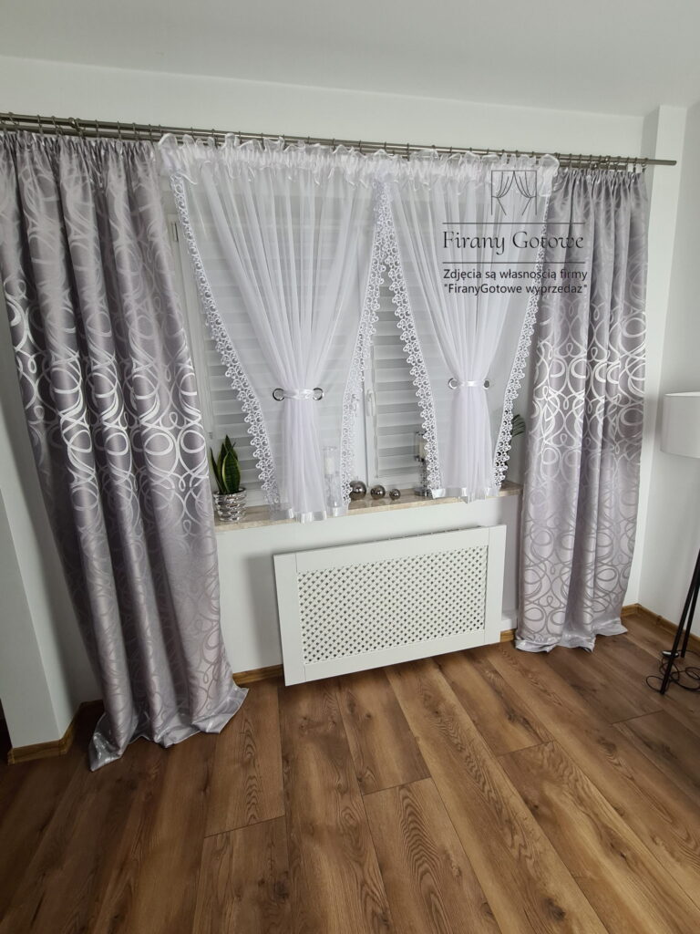 Firana gotowa z gipiurą dwa kokony
