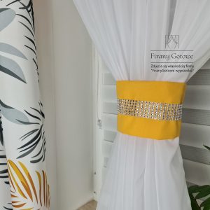 Krótka firanka z zasłonami z motywem modnych liści- żółta Firany gotowe wyprzedaż firanygotowe.com