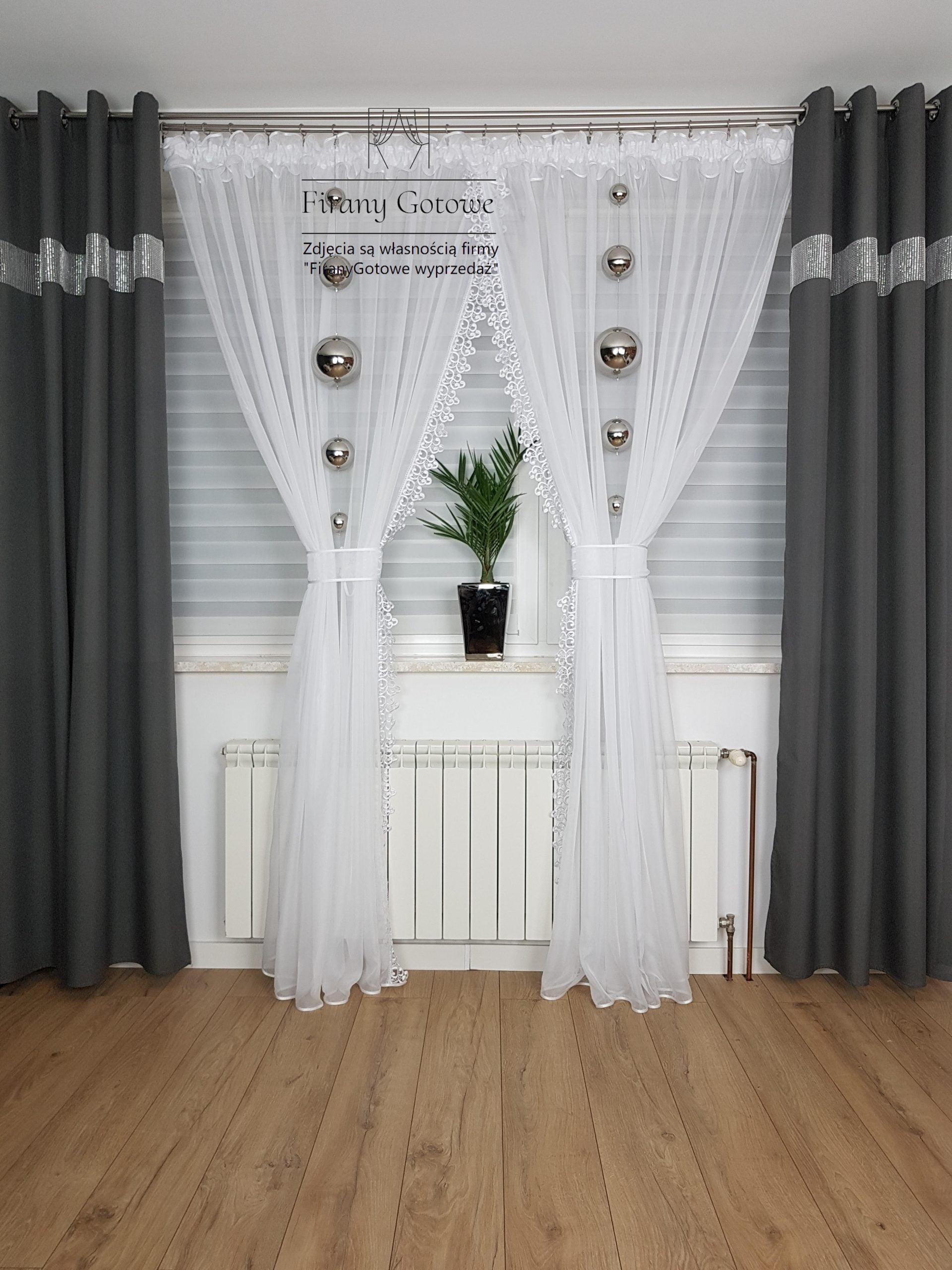 Długa firanka z gipiurą 250cm