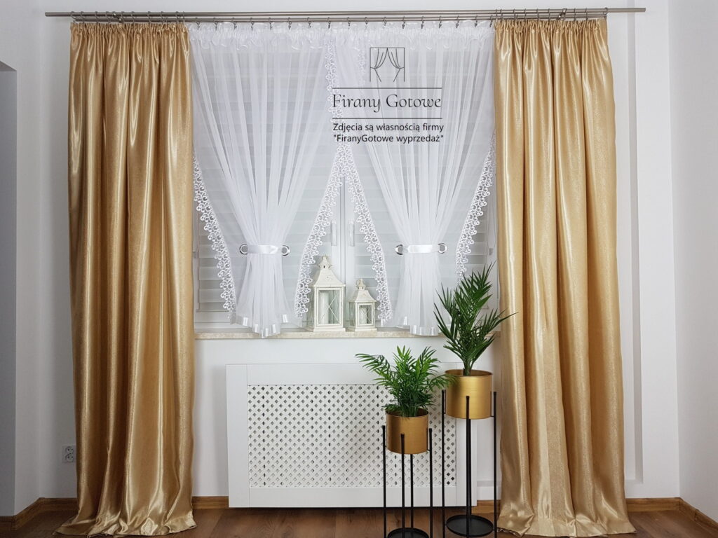 Firana gotowa z gipiurą dwa kokony