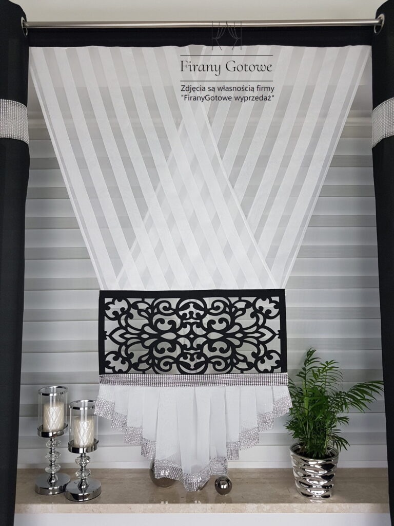 Panel ozdobny z ażurem-czarny