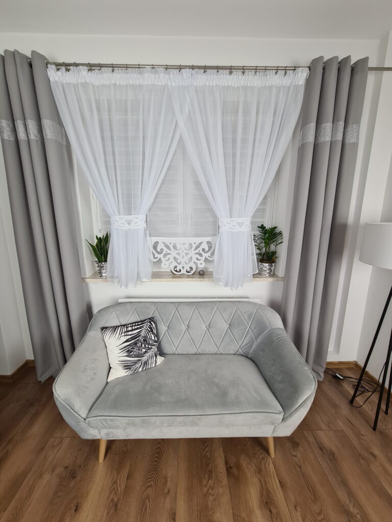 Firana z panelem- biała