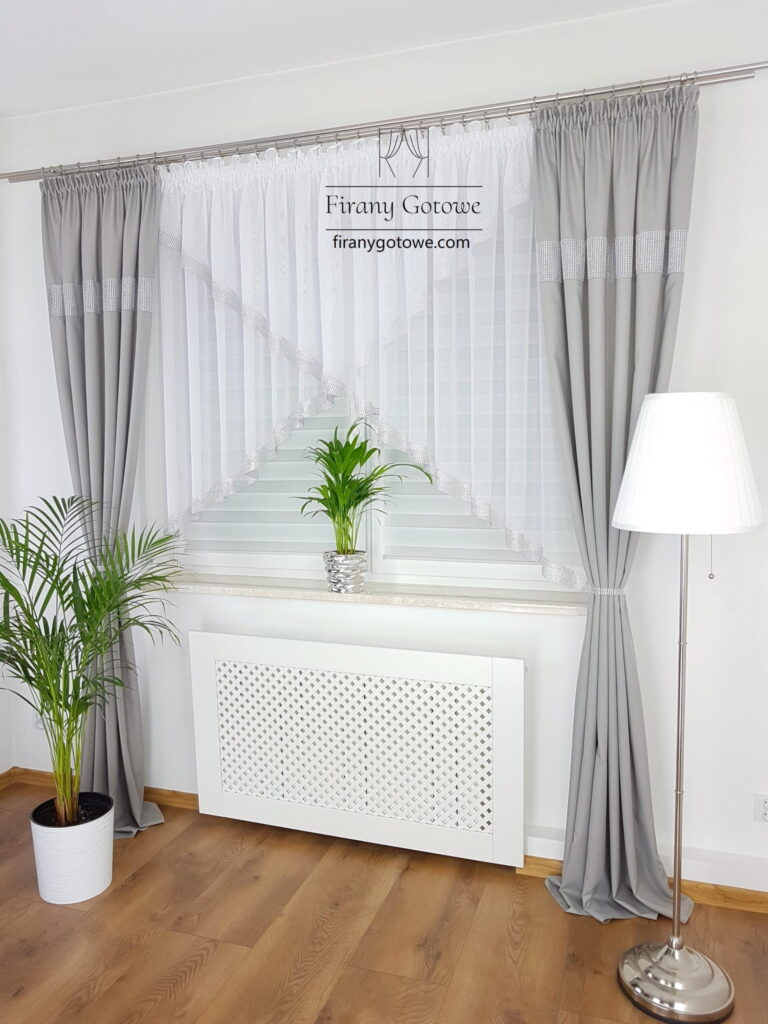 Firana z cyrkoniami "krzyżak"