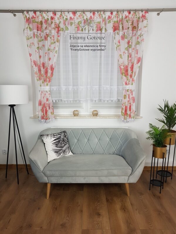 Firanka dekoracyjna z gipiurą czerwone róże 400/160cm
