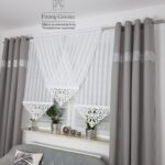 Zasłona na przelotkach zdobiona cyrkoniami- jasnoszara
