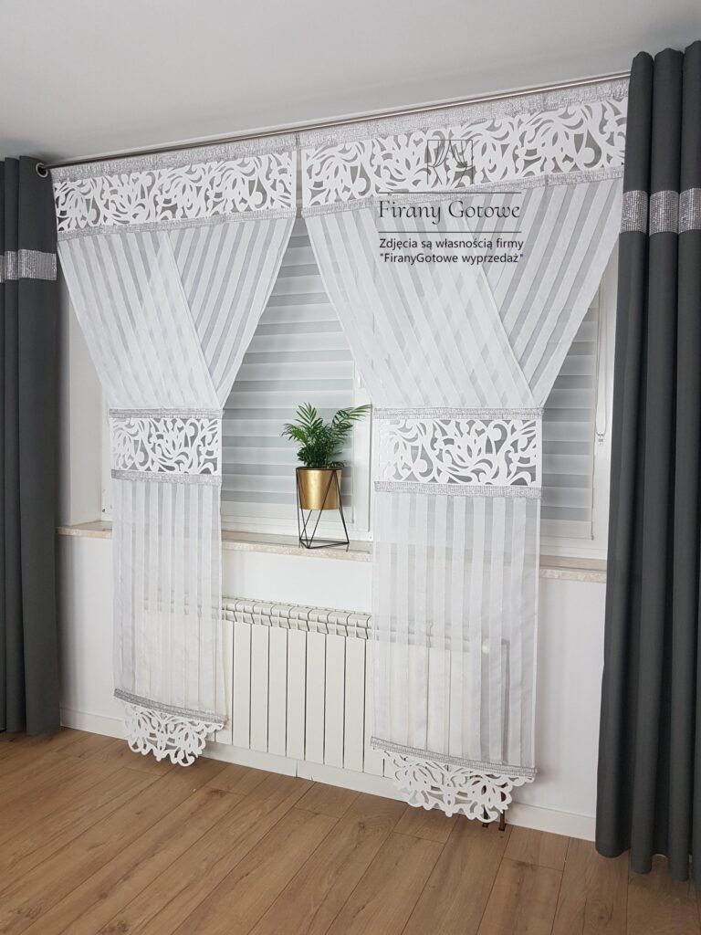 Modny panel dekoracyjny 250cm