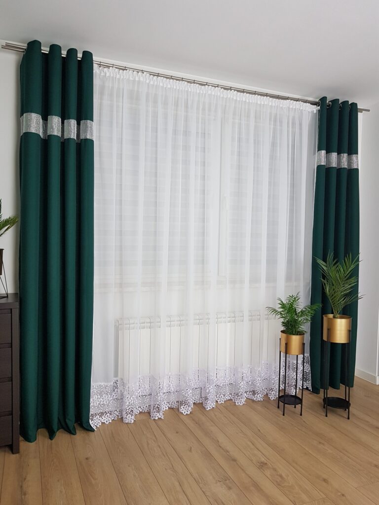 Długa firana z gipiurą  600/250cm
