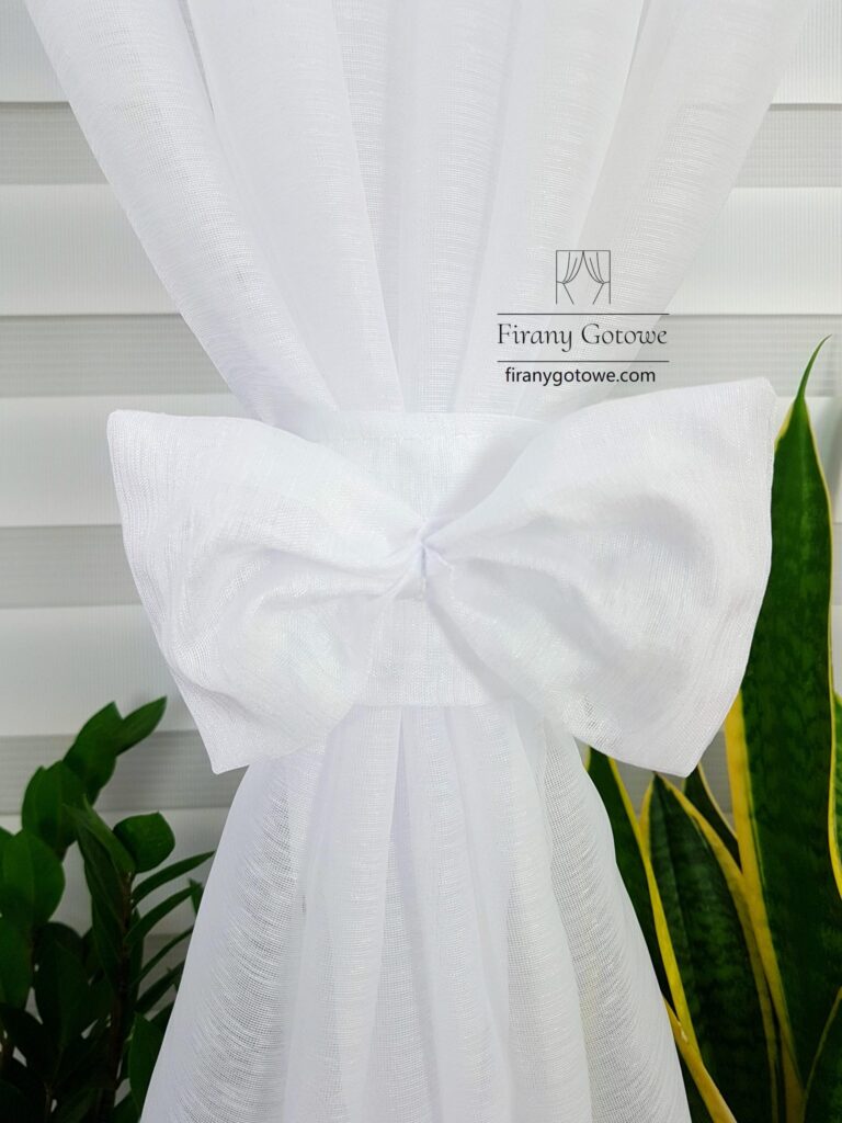 Firana do salonu sable 600 x 155 z gipiurą w serca