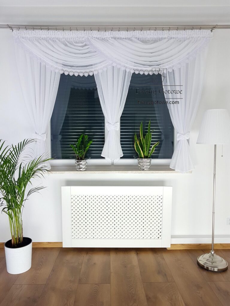 Firana do salonu sable 600 x 155 z gipiurą w serca