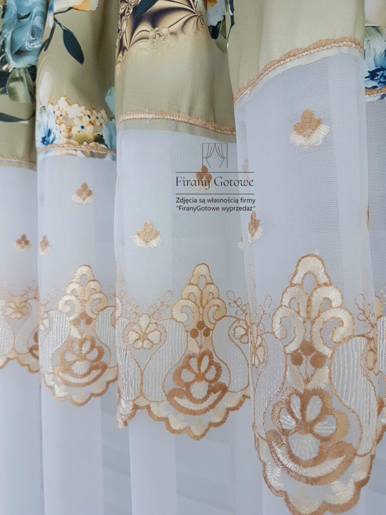 Firana gotowa z zasłonami ozdobiona różami- jasnobrązowa