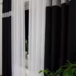 Zasłona na przelotkach zdobiona cyrkoniami- czarna