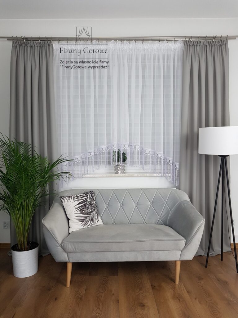 Firana z gipiurą 30cm uszyta w łuk