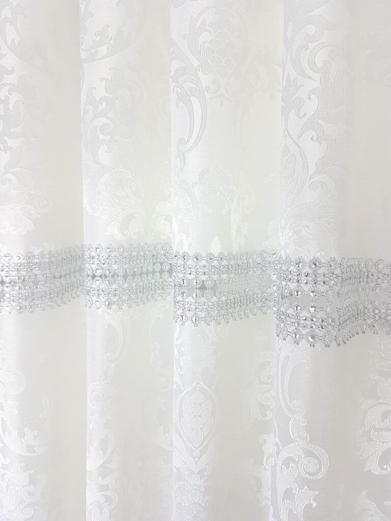 Firanka z zasłonami-komplet śmietankowy