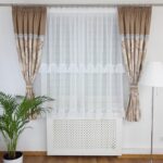 Firanka z falbankami oraz kompletem dwóch zasłon 180cm jasnobrązowy