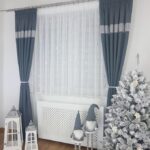 Firana gotowa zdobiona śnieżynkami