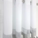 Zasłona ozdobna, wycinana laserowo na przelotkach