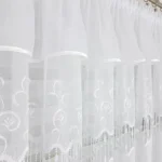 Firana z haftem oraz 45cm gipiurą