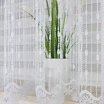 Firana z haftem oraz 45cm gipiurą