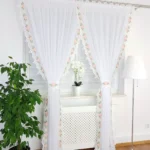Elegancka Firana z Woalu z Gipiurą – Klasyczna, Stylowa, i Funkcjonalna!