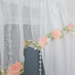 Firana z batystu zdobiona gipiurą, firana do kuchni, firana do salonu