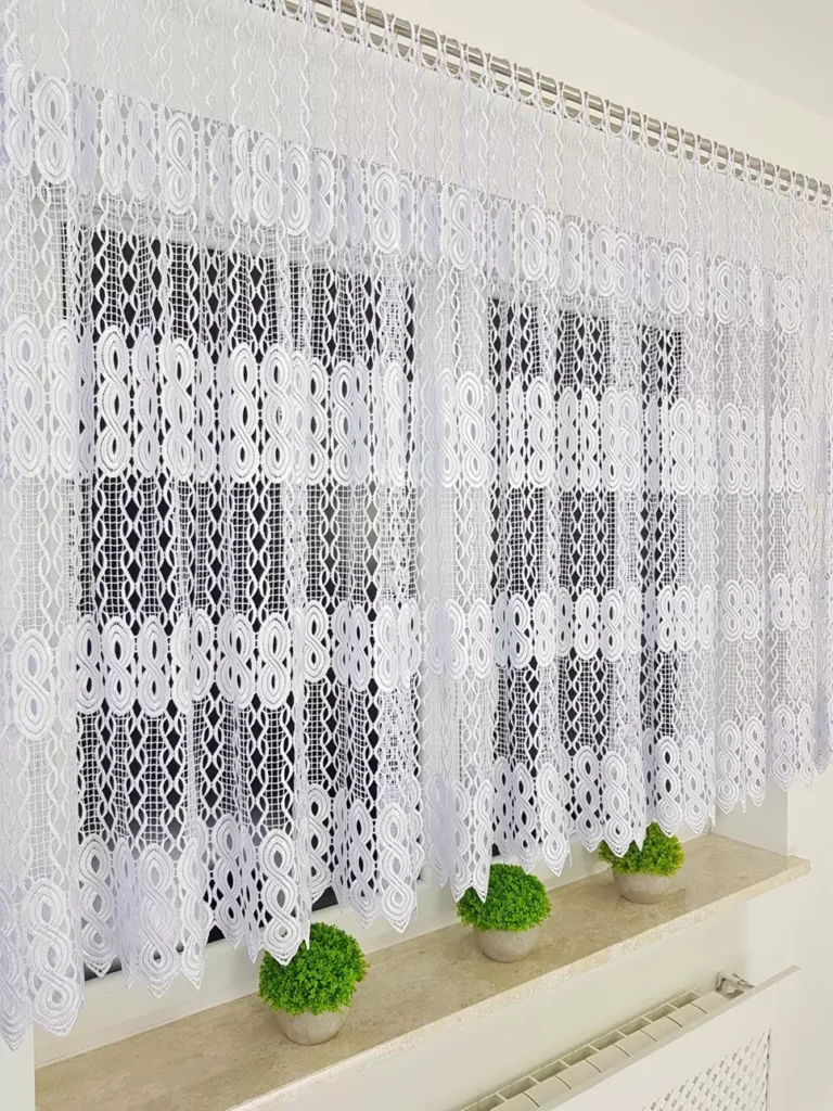 Firana Gipiurowa z Nowoczesnym Akcentem 300cm x 120cm