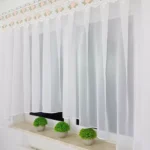 Elegancka Firana z Gipiurą – Klasyczna Lekkość i Styl