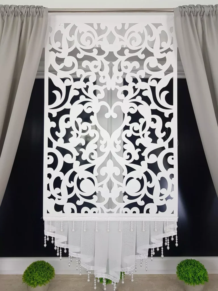 Panel okienny z koralikami 70x140cm