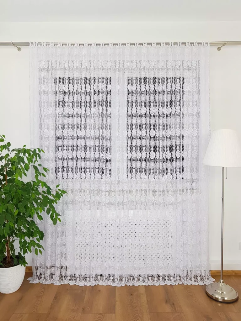 Firana Gipiurowa z Nowoczesnym Akcentem 300x250cm