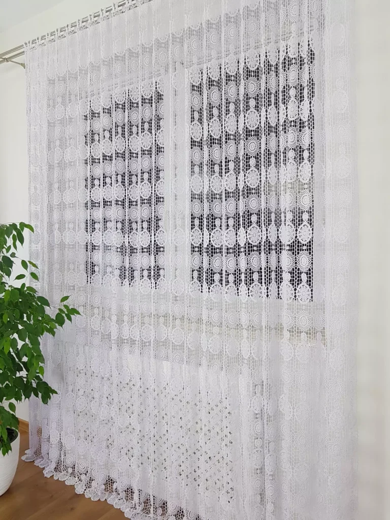 Firana Gipiurowa z Nowoczesnym Akcentem 300x250cm