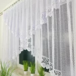 Dwuwarstwowa firana z siateczki i gipiury