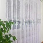 Długa firana z podwójną gipiurą 400cm x 250cm