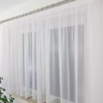 Krótka firana z woalu 400x130cm