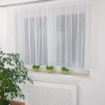 Krótka firana z woalu 400x130cm