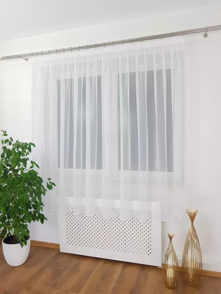 Firana gotowa z woalu 400x180cm