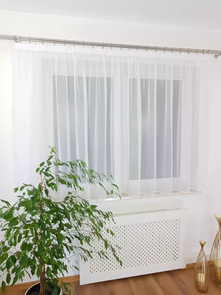 Firana gotowa z woalu 400x150cm