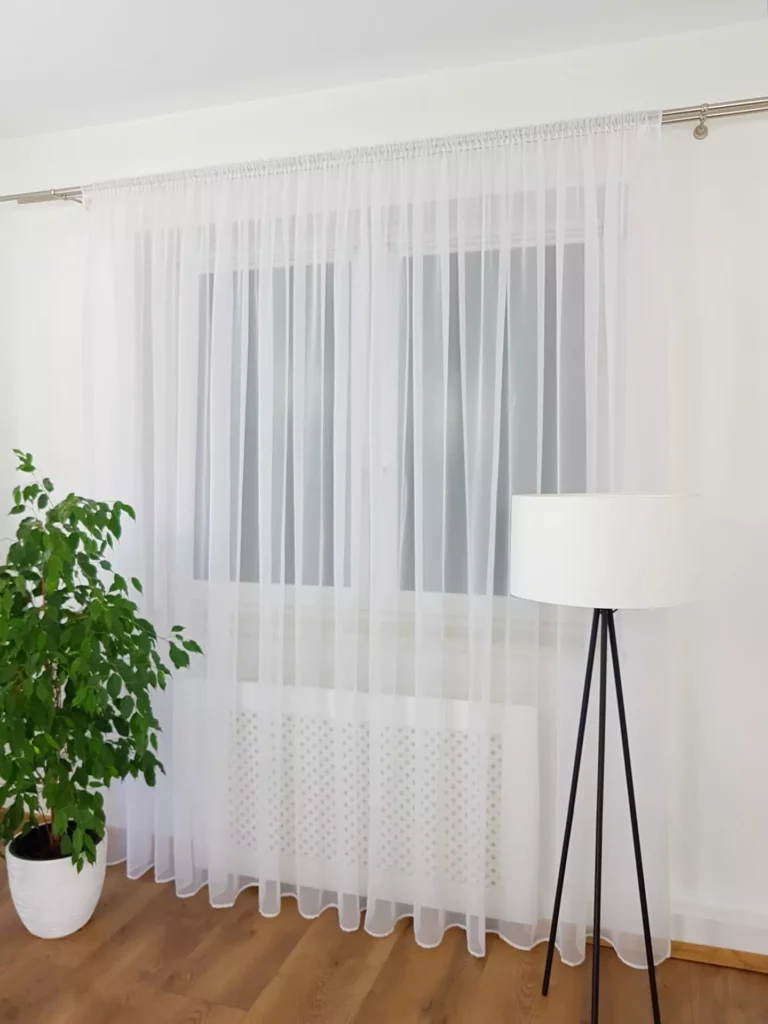 Firana gotowa z woalu 400x250cm